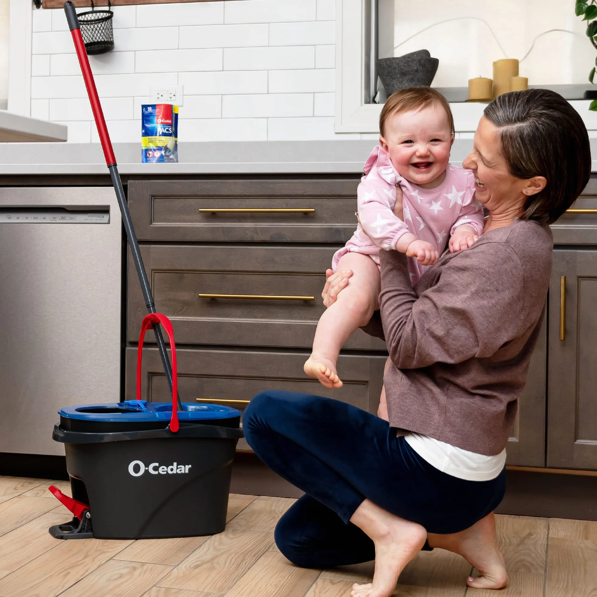 O-Cedar RinseClean Spin Mop & Bucket System + 1 dodatkowa głowica mopa | Czyść czystą wodą | Usuwa 99% bakterii