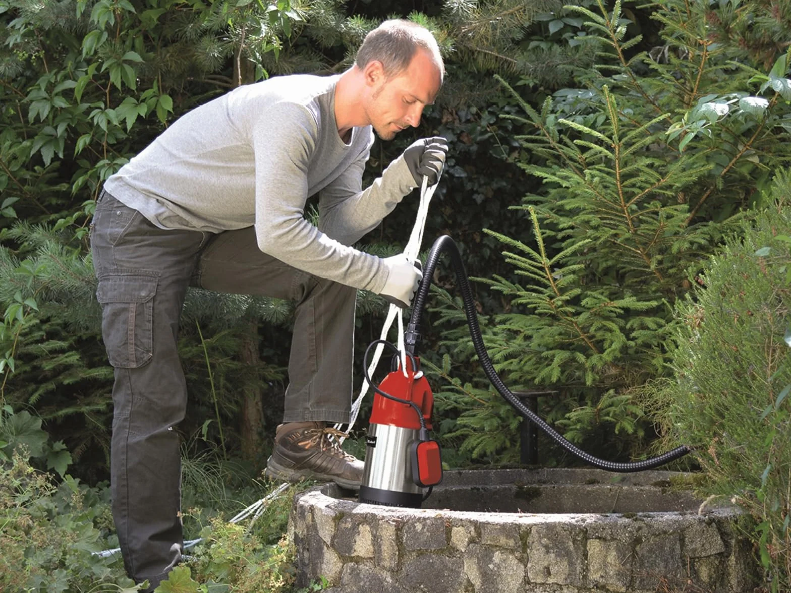 Einhell Pompa Głębinowa, Czarny/Czerwony, 900 W