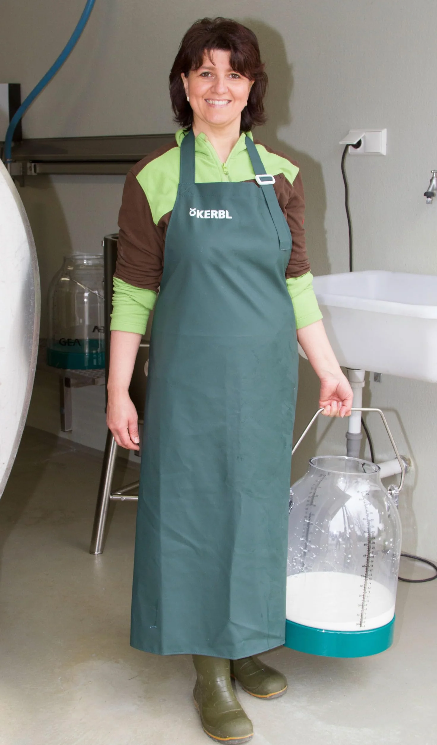 Kerbl Premium Milking Apron, szer. 125 x 118 cm Wodoodporny