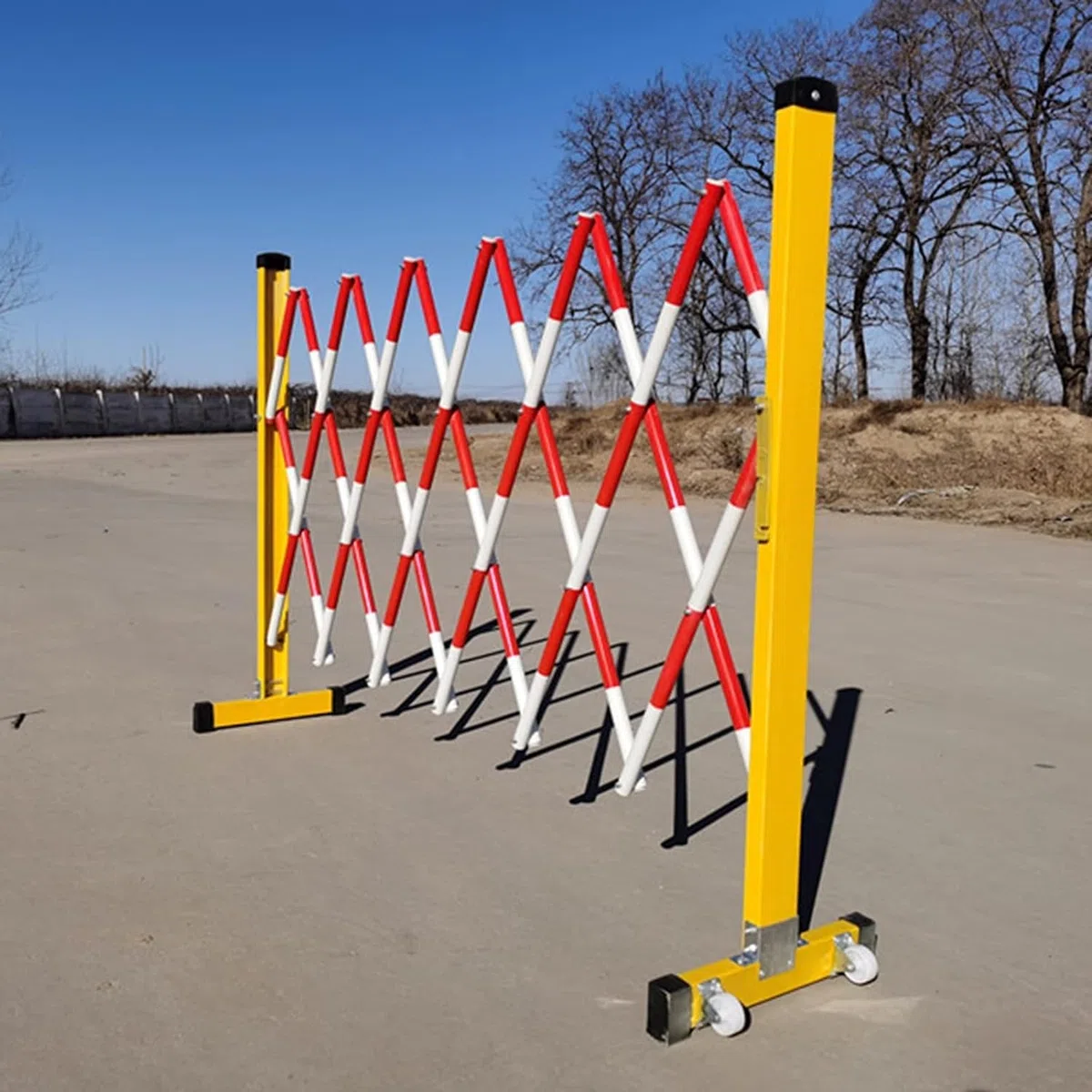 Regulowane wysuwane bariery drogowe, przenośne metalowe ogrodzenia na imprezy, rozszerzalne czerwone słupki kontroli tłumu, 1,2 m x 1,5 m, idealne do spotkań publicznych i zarządzania bezpieczeństwem