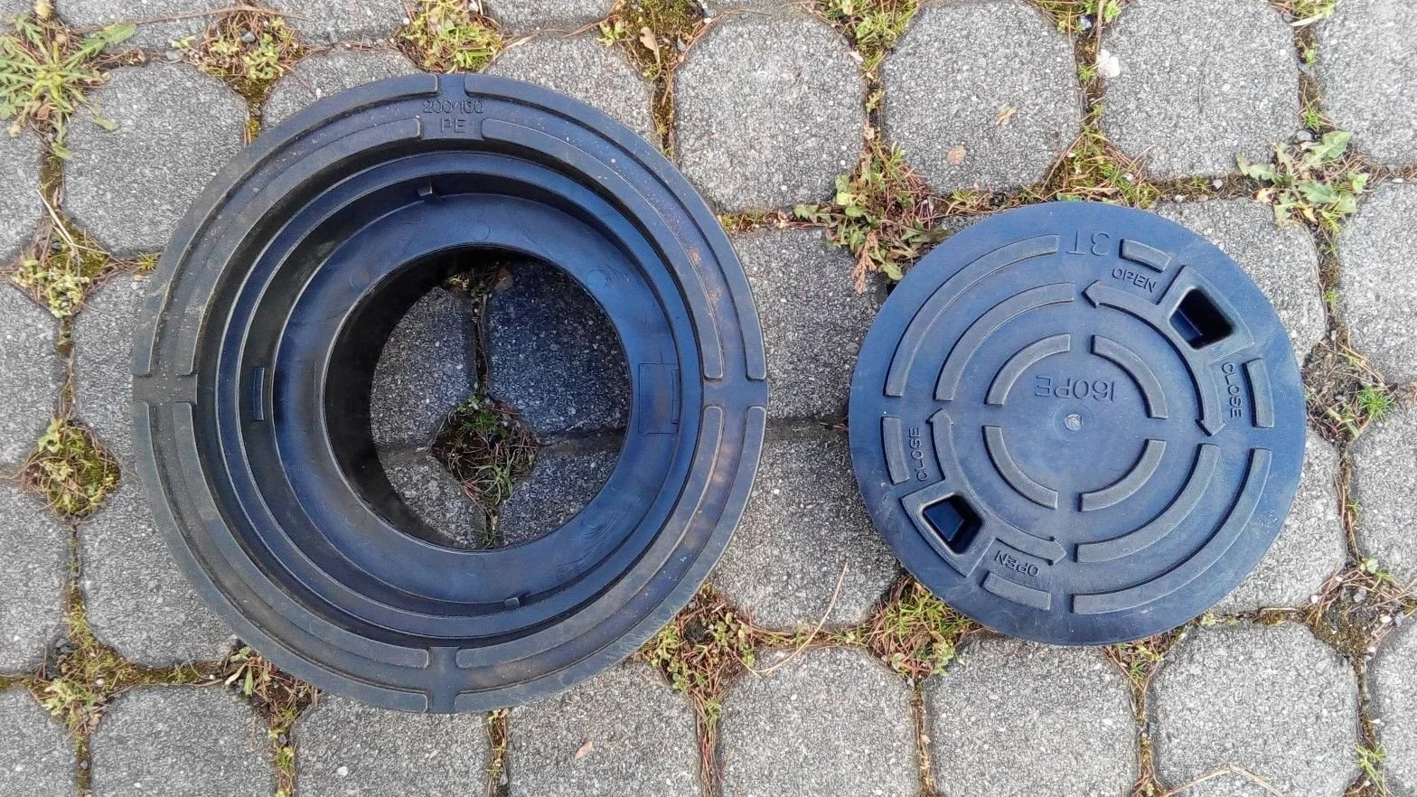 Varile Adapter pokrywy włazu DN160-DN200, czarna nasadka rury, obciążenie 3 tony