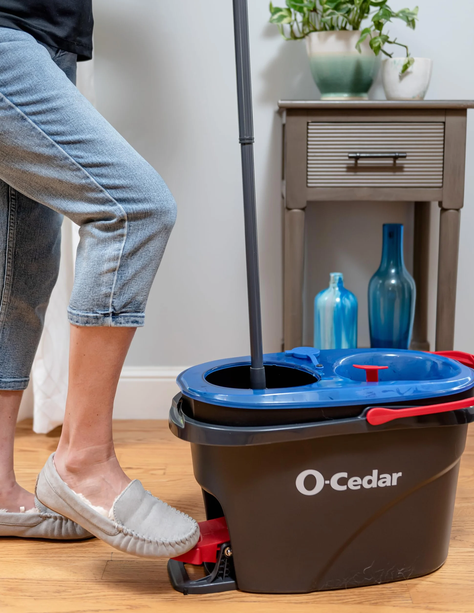 O-Cedar RinseClean Spin Mop & Bucket System + 1 dodatkowa głowica mopa | Czyść czystą wodą | Usuwa 99% bakterii