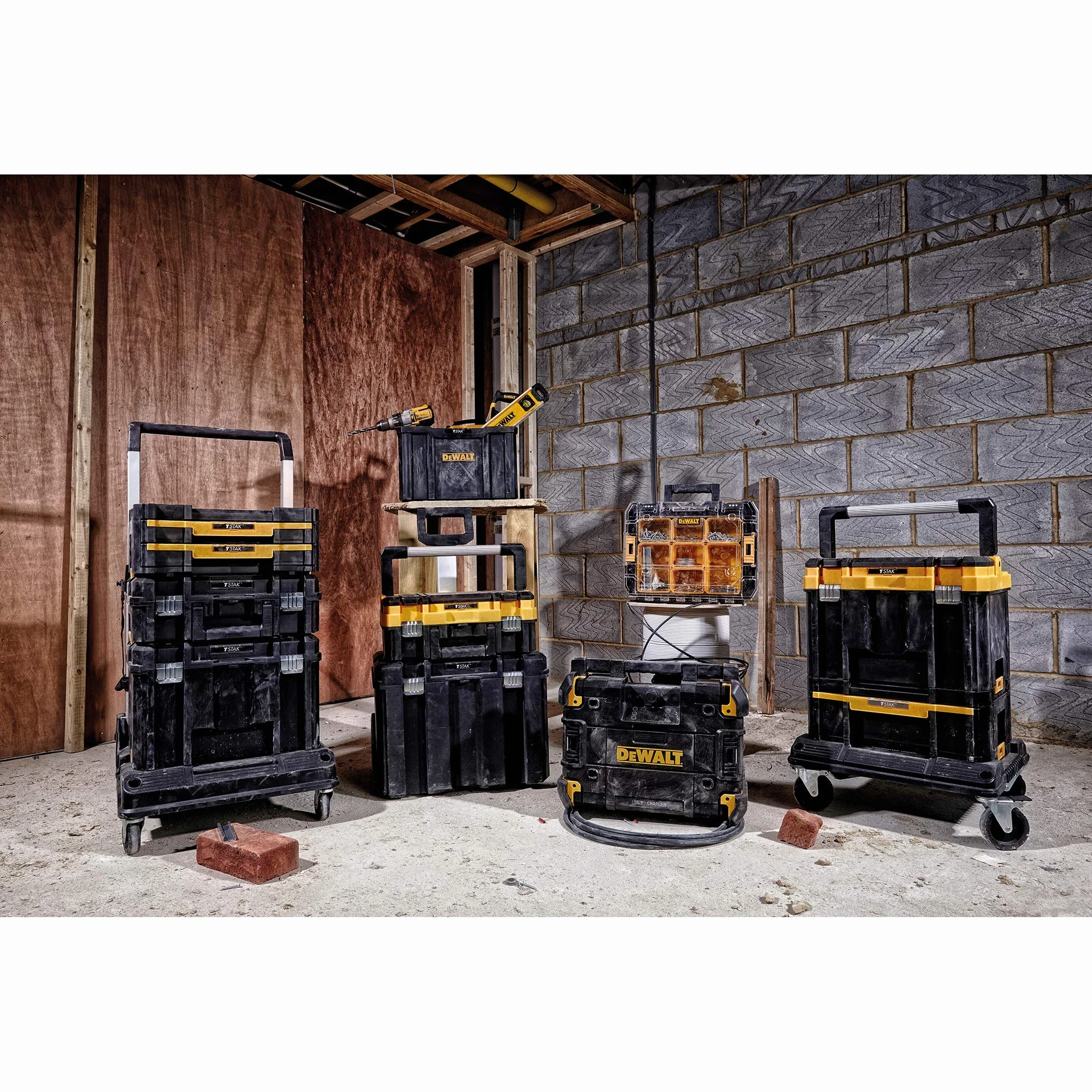 Dewalt Dwst1-71196 Wózek Transportowy, Czarny/Srebrny, ‎50,8 x 32,4 x 70,2 cm; 7,45 kg